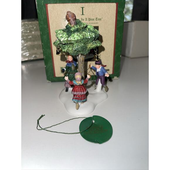 Department 56-12 DAYS-DICKENS Heritage Village #1 Partridge in a Pear Tree - Picture 2 of 7